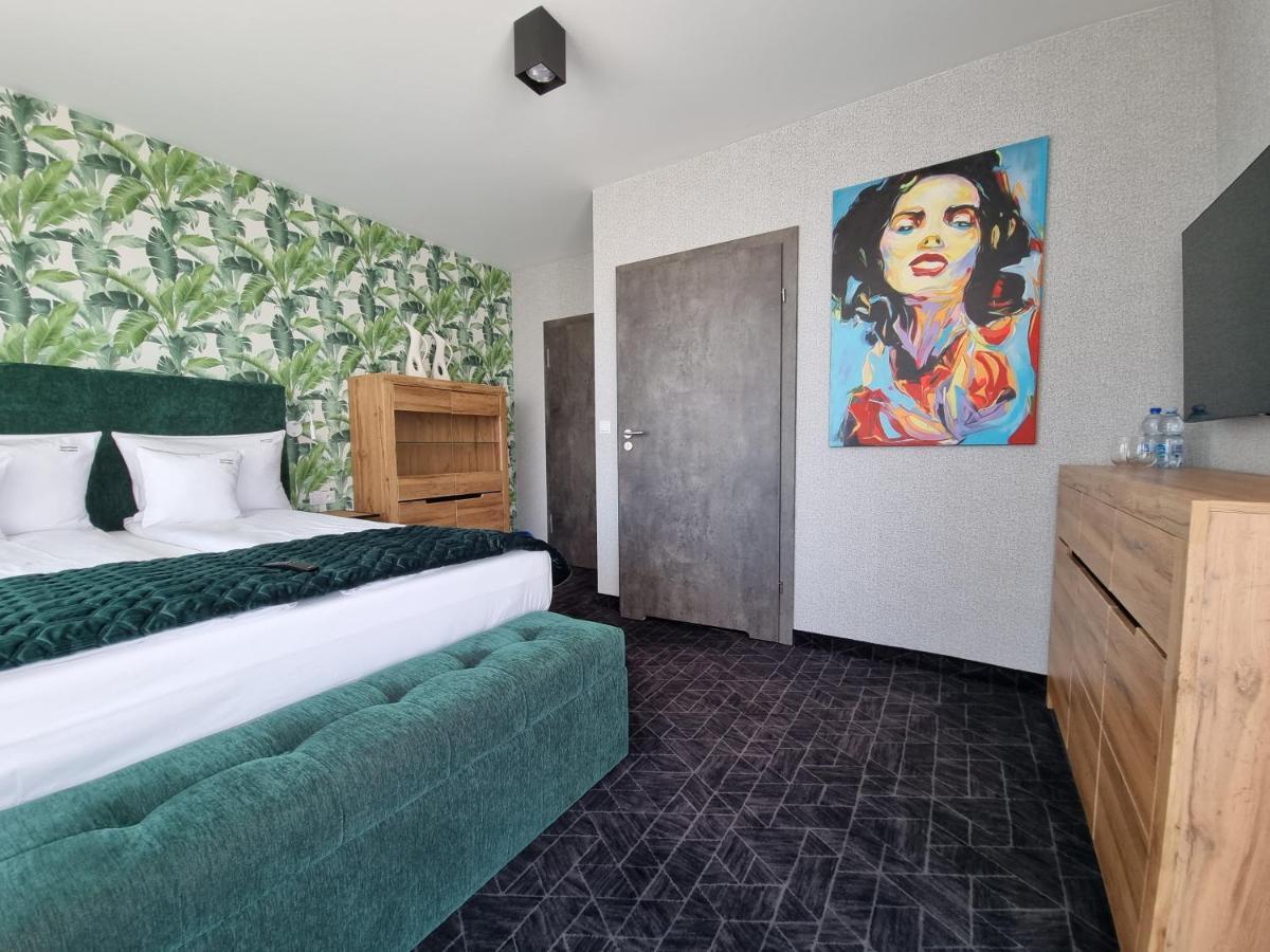 Aparthotel Paradise דז'יבנובק מראה חיצוני תמונה